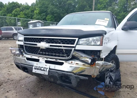 2007 Chevrolet Silverado 1500 Classic Ls из США, поврежденный, VIN 2GCEC13V571155409